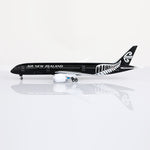 Air New Zealand B787-9 Dreamliner "All Blacks" ZK-NZE