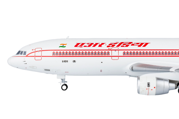 AI L-1011-500 V2-LEJ Lockheed Tristar