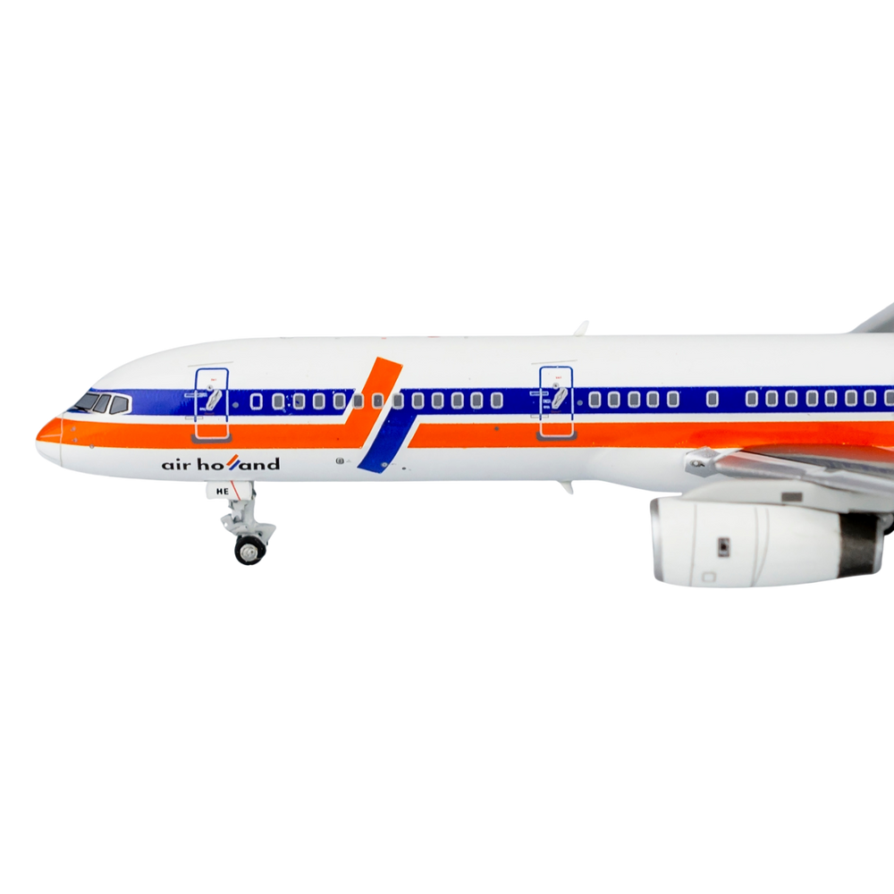 Air Holland 757-200 PH-AHE "Soldaat van Oranje"