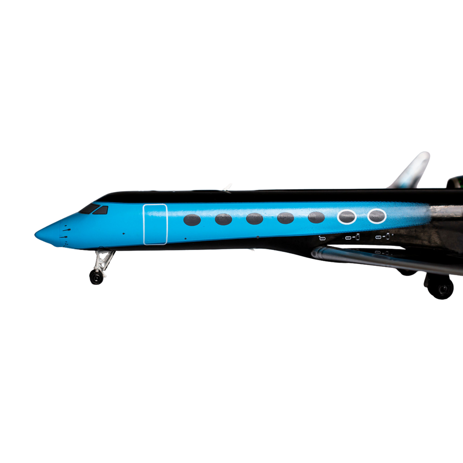 NIKE Gulfstream G550 N3546 1:200 diecast aircraft model
