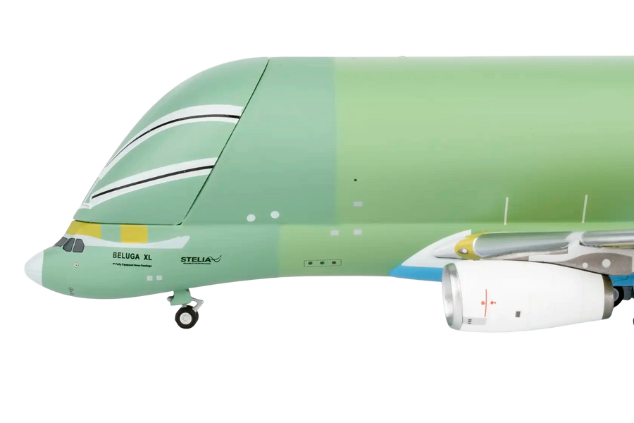 Airbus Transport International Airbus A330-743L Beluga XL F-WBXL 1:400 diecast aircraft model