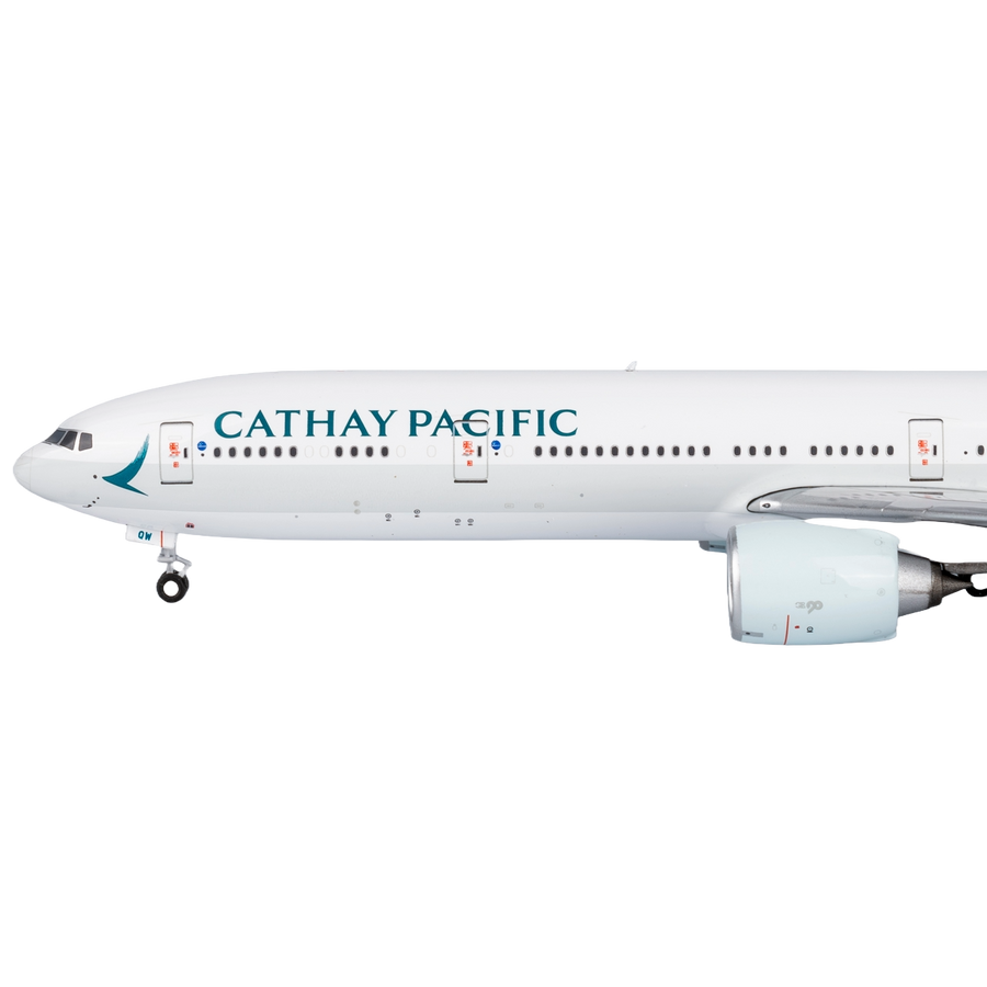 Cathay Pacific Airways Boeing 777-300ER B-KQW 1:400 diecast aircraft model