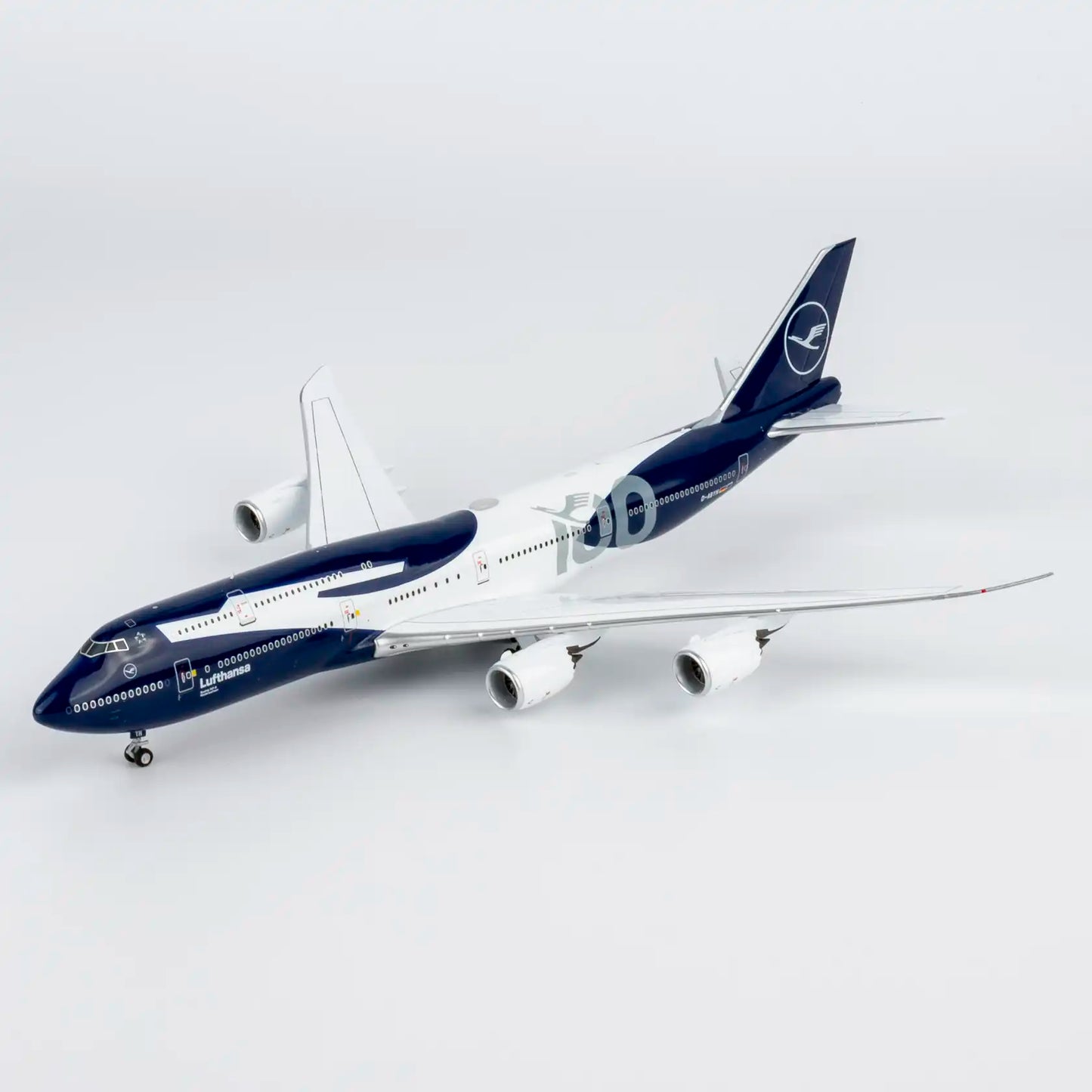Lufthansa 747-8i D-ABYN (100 Years Anniversary; Luxurious Packaging) (with stand)