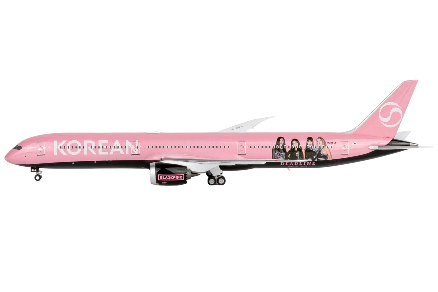Korean Air 787-10 Dreamliner HL8816 (BlackPink)