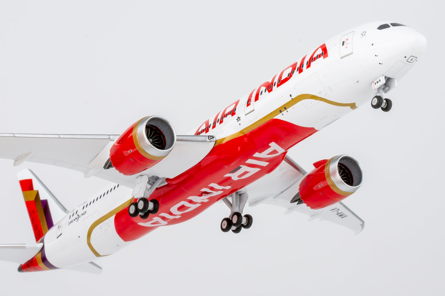 Air India 787-9 Dreamliner VT-AWA (Air India's first 787-9 in new standard livery; Luxurious packaging) (with stand)