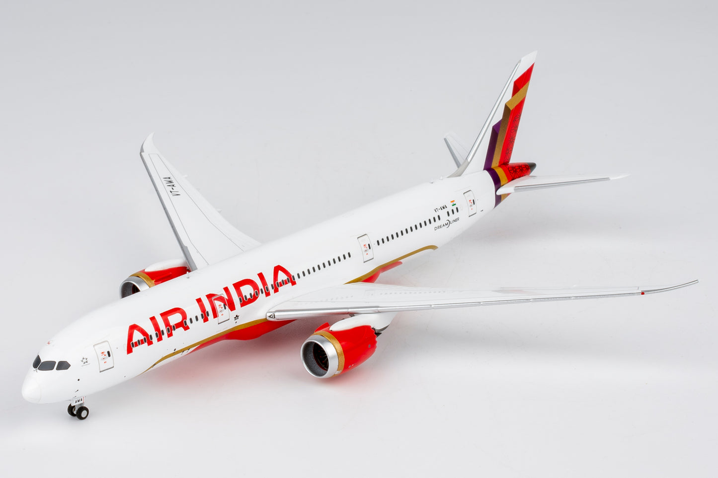 Air India 787-9 Dreamliner VT-AWA (Air India's first 787-9 in new standard livery; Luxurious packaging) (with stand)