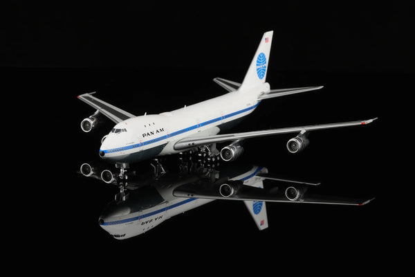 Pan Am Jet Clipper American N747PA Boeing B747-100  (With Stands)