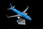 Korean Air A321neo HL8509 model displayed on stand