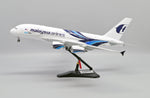Malaysia Airlines Airbus A380-800 9M-MNF 1:200 diecast aircraft model product image 8
