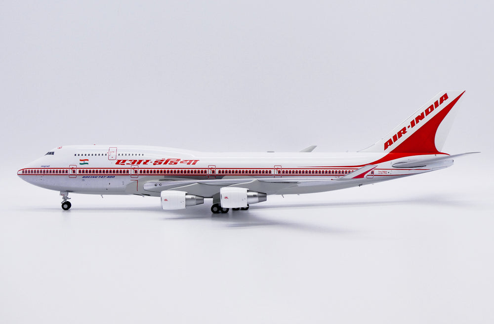 Air India Boeing 747-400 खजुराहो Polished (VT-ESO)