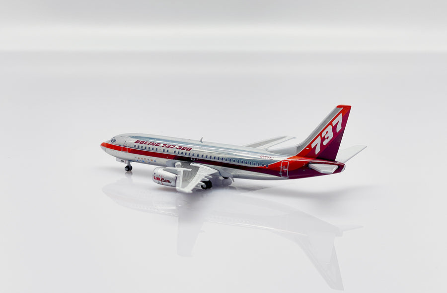 Boeing 737-300 N352AU 1:400 diecast aircraft model