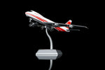 HX Models B551702P TWA Boeing 747-100 N53111 1:400 model displayed on stand
