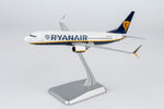 NG Models 08065 Ryanair Boeing 737-800 EI-DYL 1:200 on display stand opposite angle