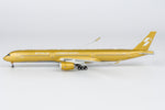 NG Models 57047 Starlux Airlines Airbus A350-1000 B-58554 AIRSORAYAMA Golden 1:400 full side view